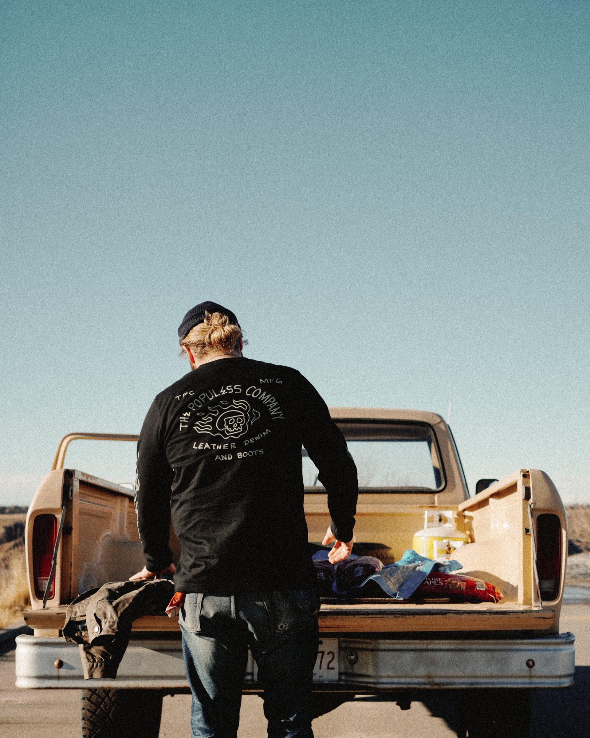 Dead Heat Long Sleeve - Black - The Populess Company