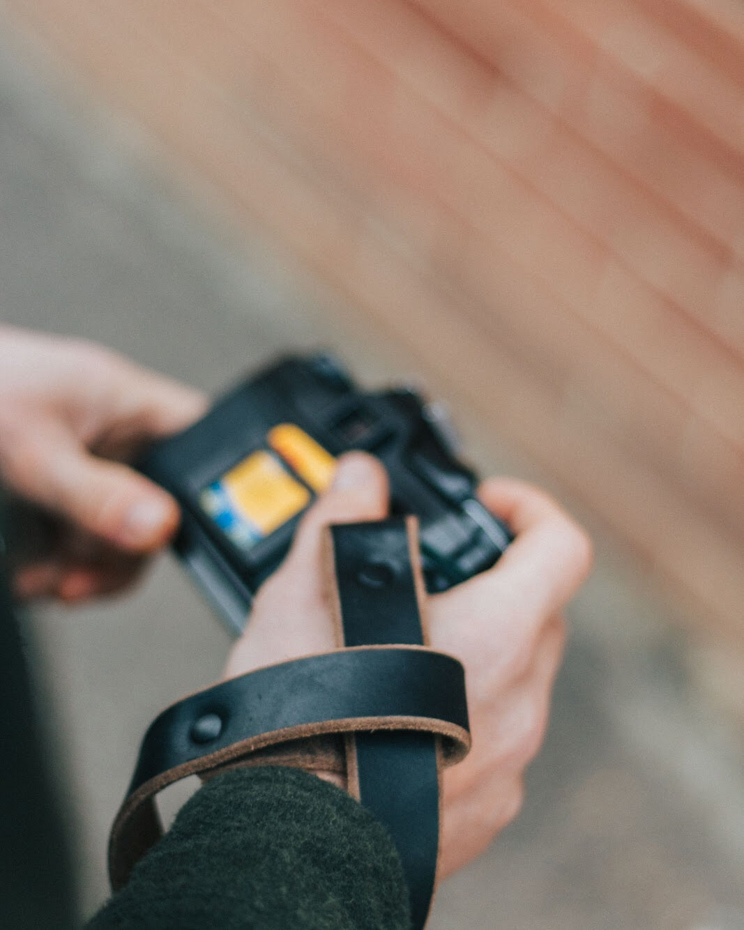 The Wrist Strap - Brown - The Populess Company