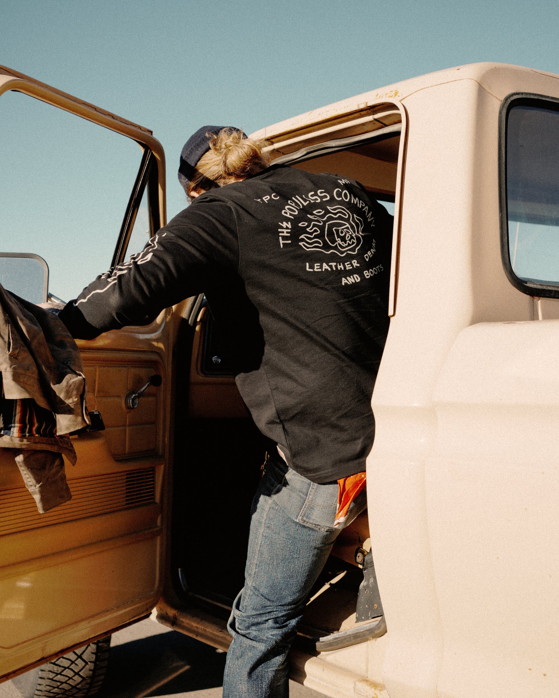 Dead Heat Long Sleeve - Black - The Populess Company